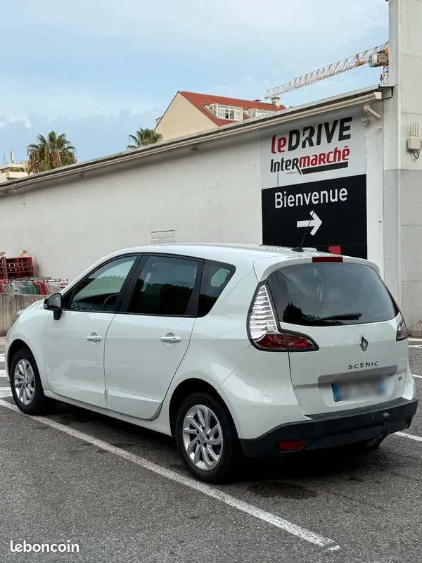Renault Scénic Iii 2016 photo 2