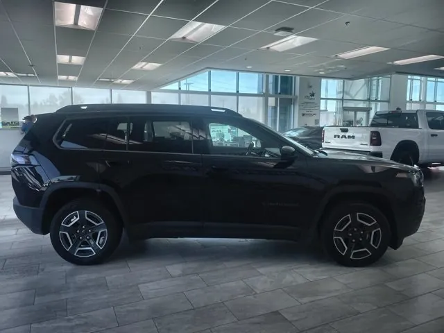 Jeep Cherokee 2026 photo 5