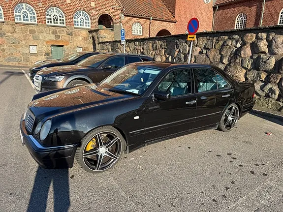 Mercedes-Benz E55