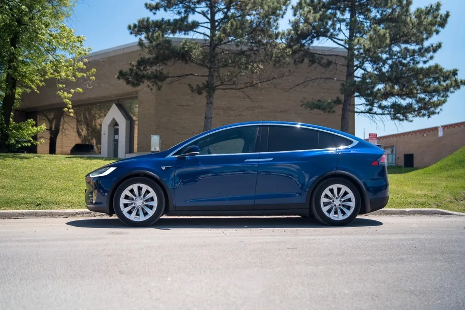 Tesla Model X 2020 photo 4
