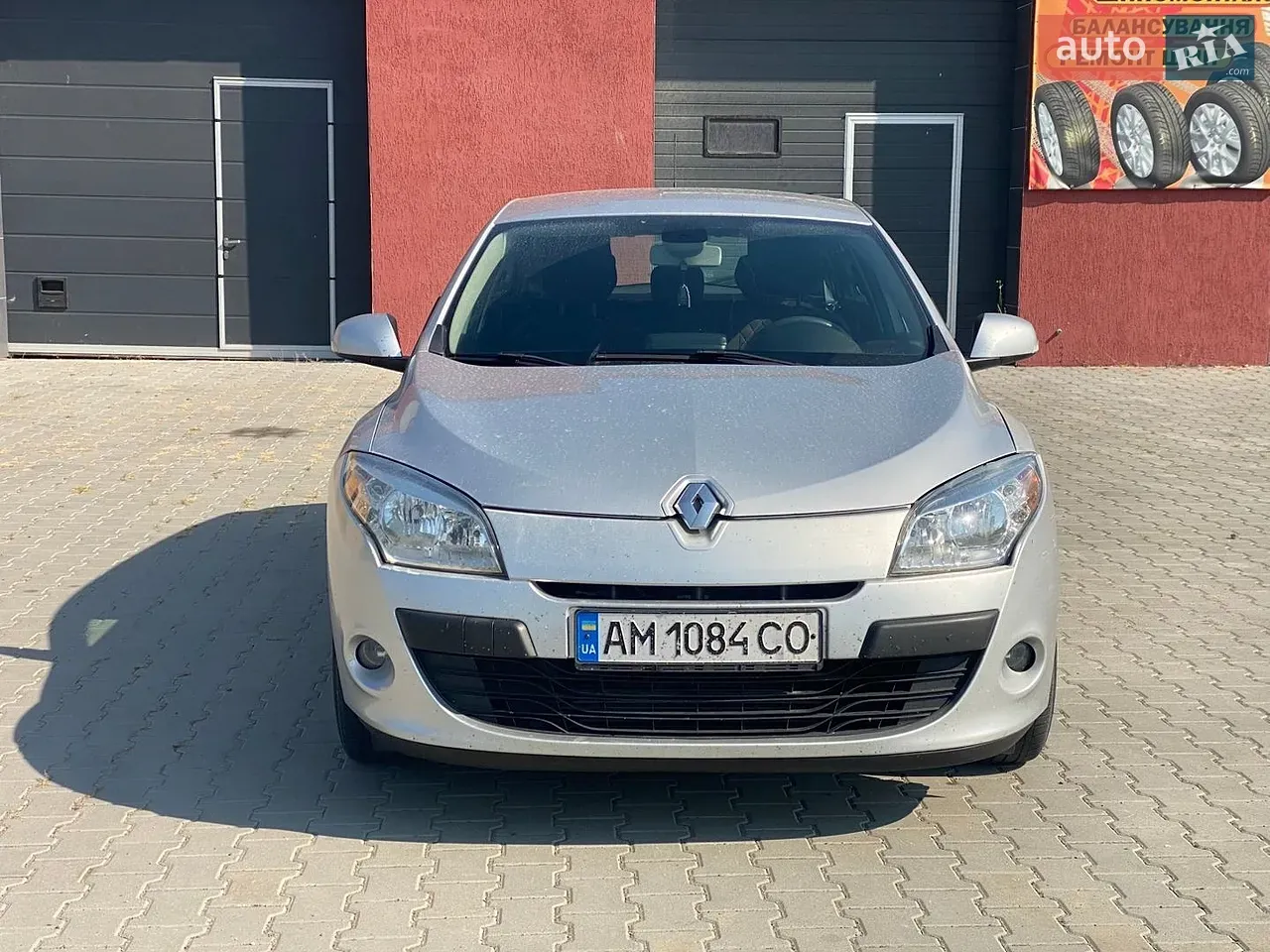 Renault Megane 2010 photo 3