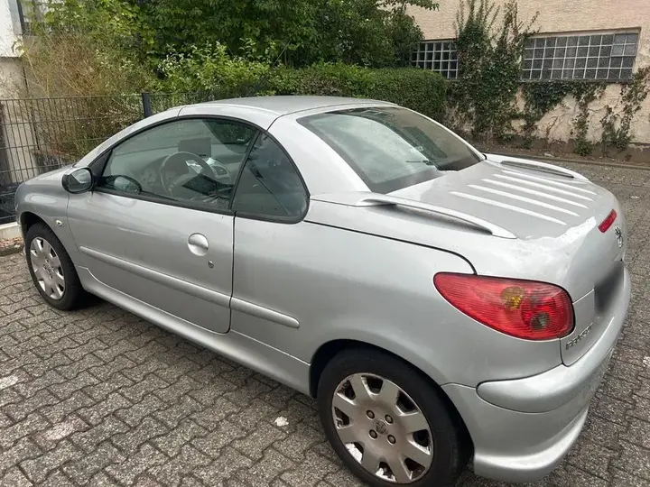 Peugeot 206