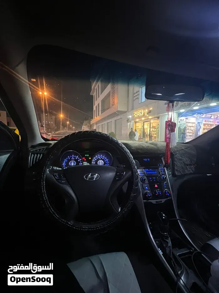 Hyundai Sonata 2012 photo 3