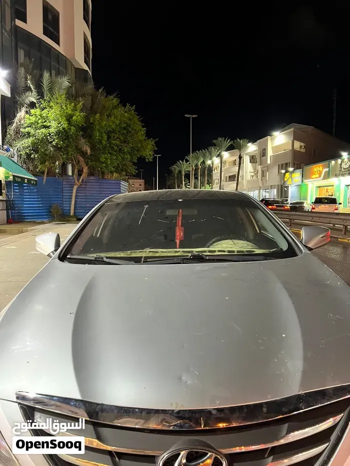 Hyundai Sonata 2012 photo 2