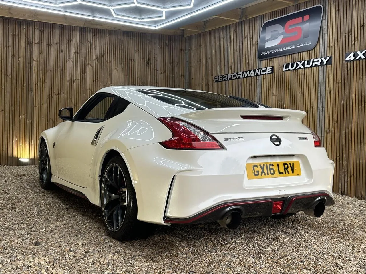 Nissan 370Z 2016 photo 5