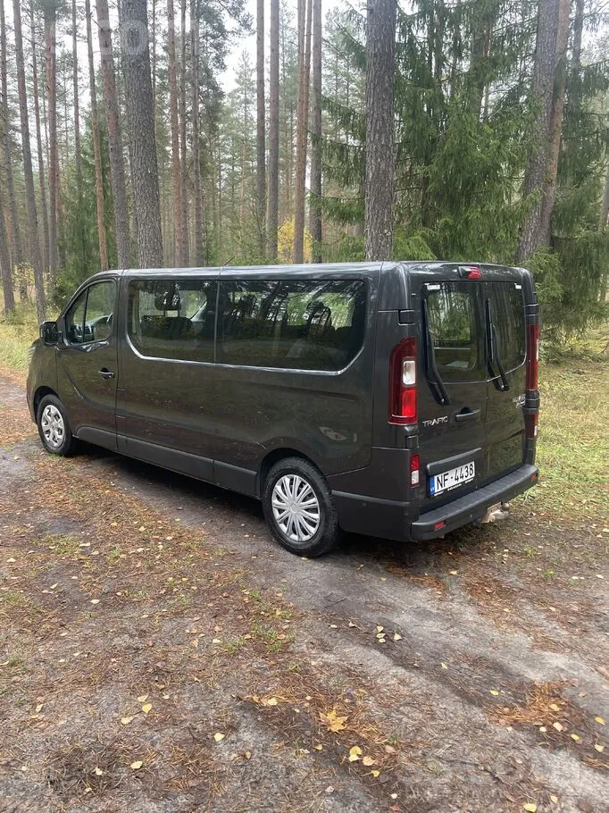 Renault Trafic 2022 photo 3