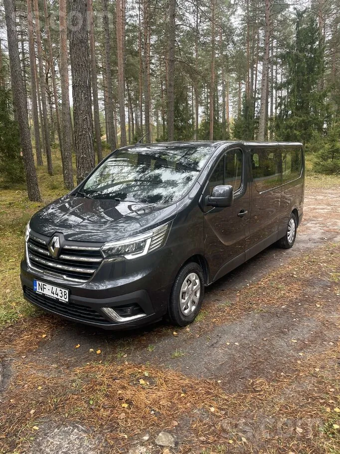 Renault Trafic 2022 photo 2