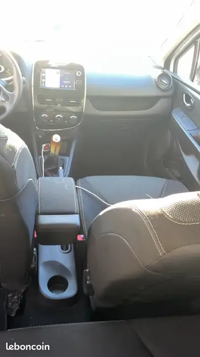 Renault Clio 2013 photo 3