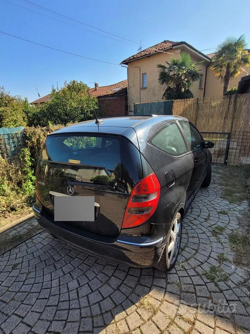 Mercedes-Benz A