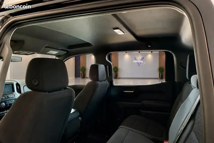Chevrolet Silverado 2022 photo 2
