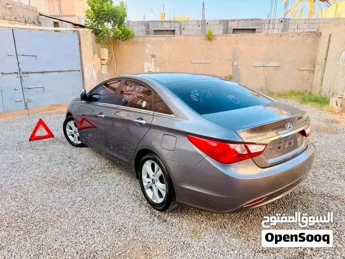 Hyundai Sonata 2012 photo 4