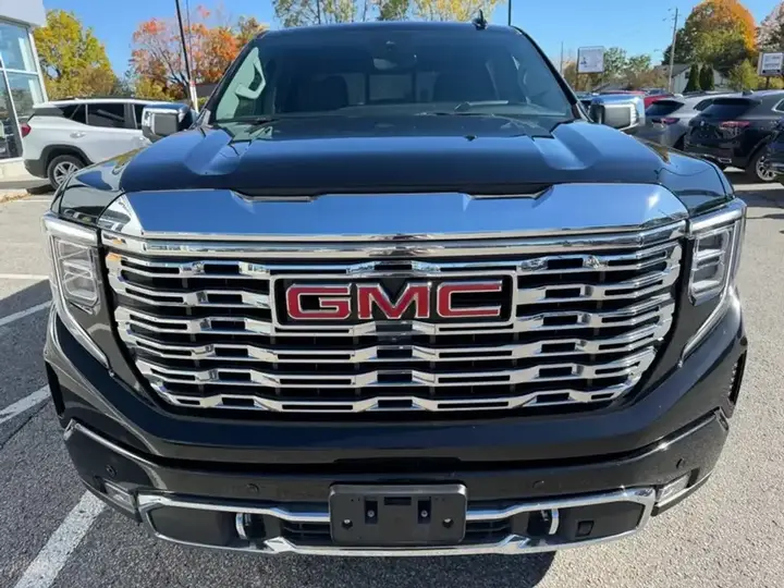 GMC Sierra 1500 2025 photo 3