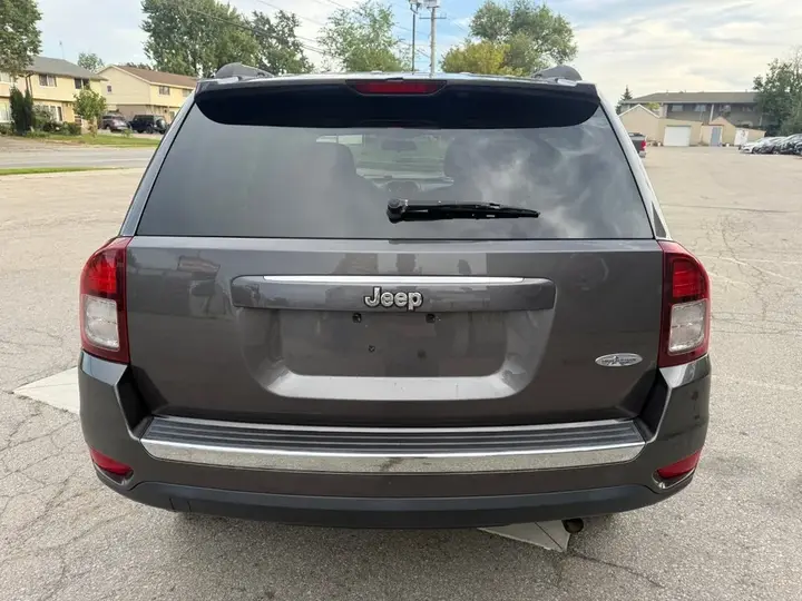 Jeep Compass 2015 photo 4