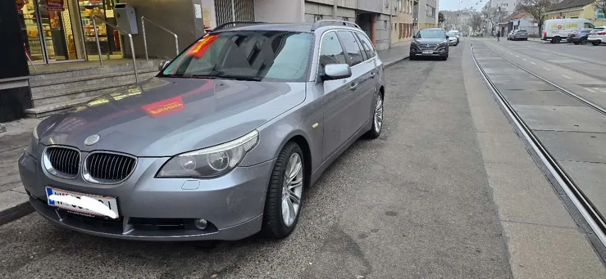 BMW 5 Series 2005 photo 2
