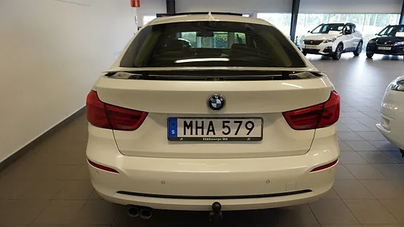 BMW 320D 2018 photo 4