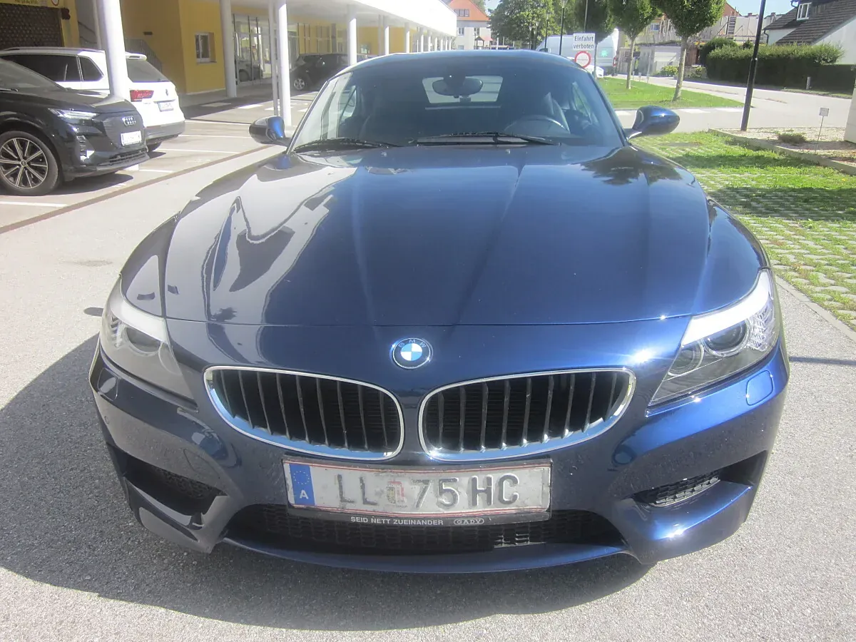 BMW Z4 2011 photo 2