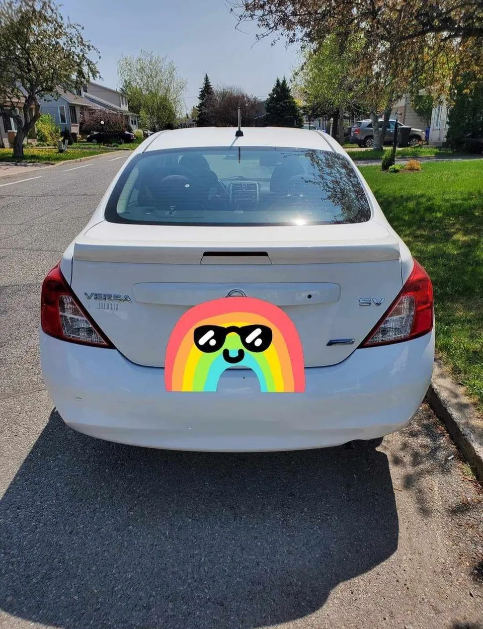 Nissan Versa 2014 photo 2