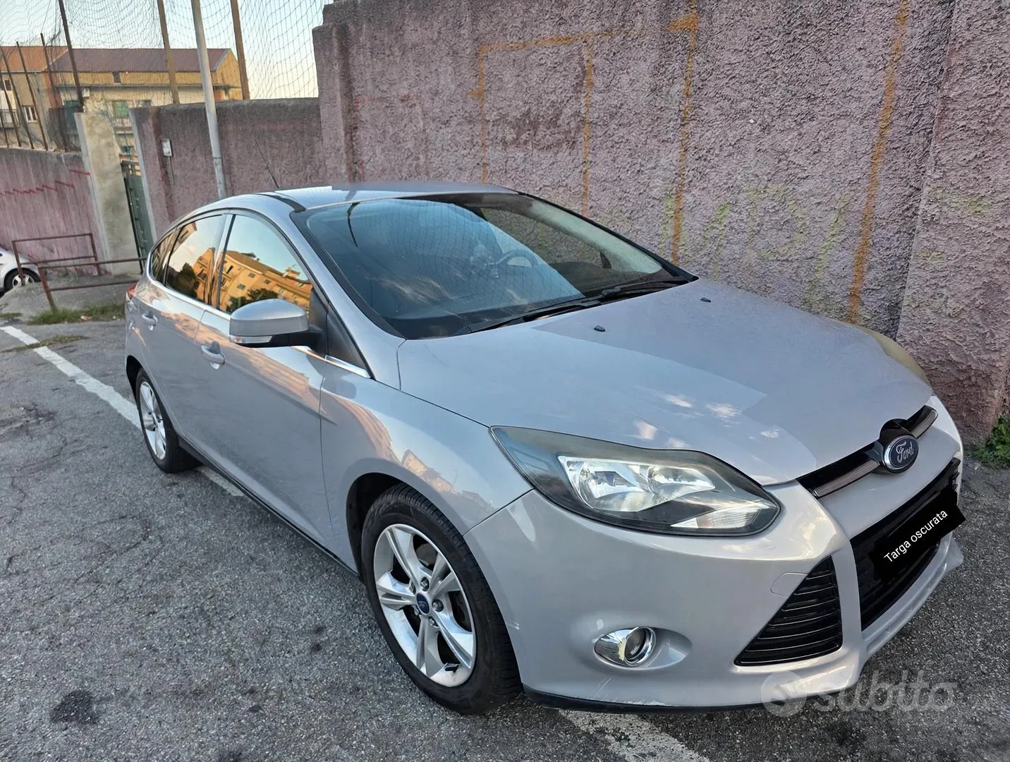 Ford Focus 2011 photo 2