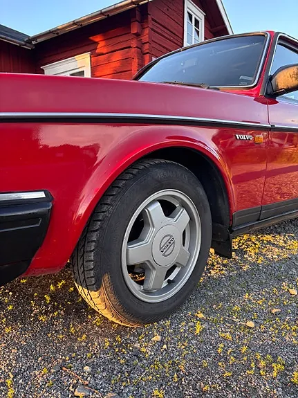 Volvo 240 1988 photo 5