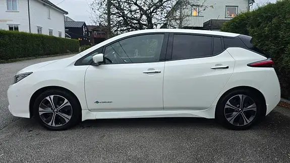 Nissan Leaf 2018 photo 3