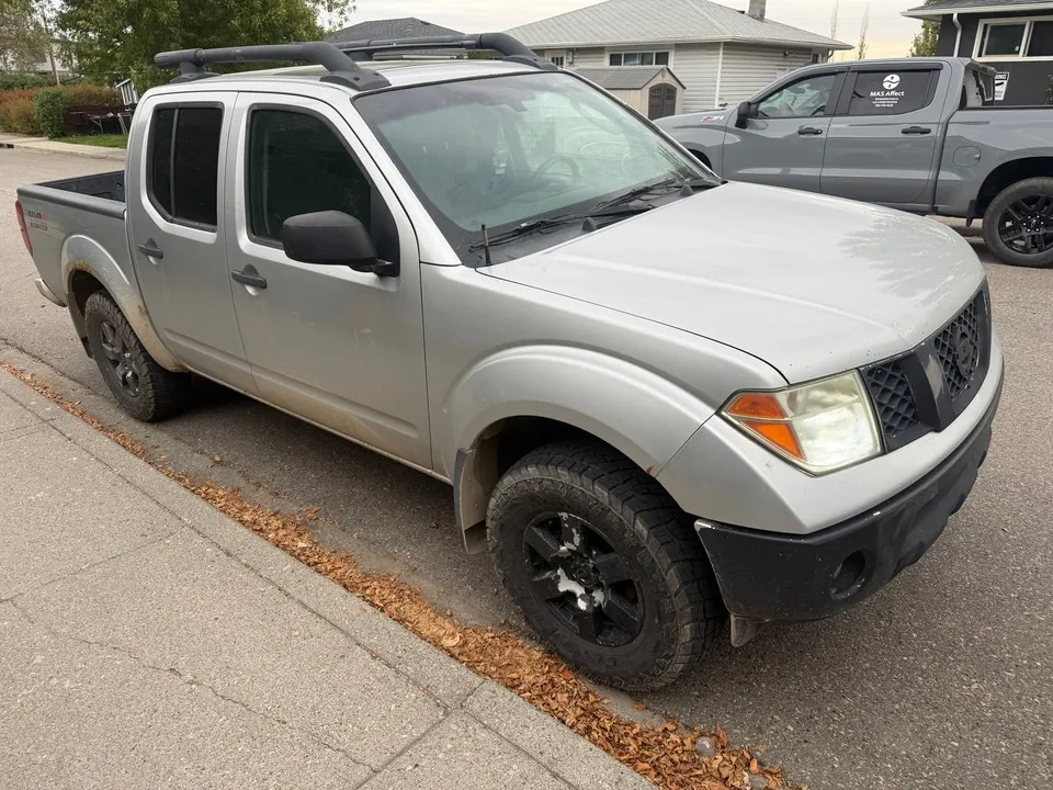 Nissan Frontier 2005 photo 5