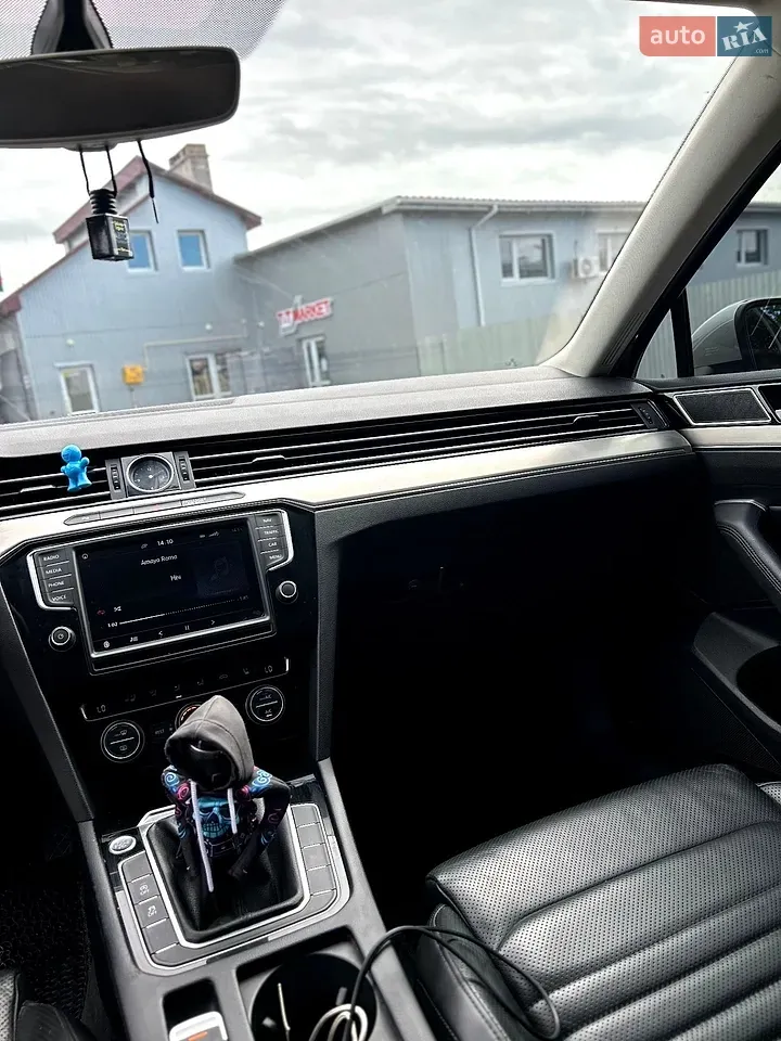 Volkswagen Passat 2015 photo 4
