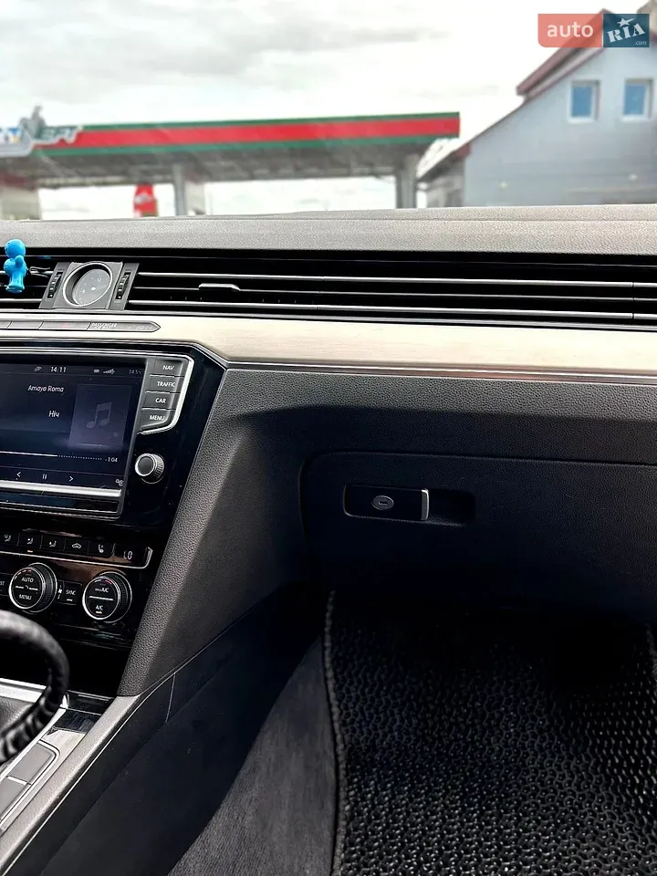 Volkswagen Passat 2015 photo 5