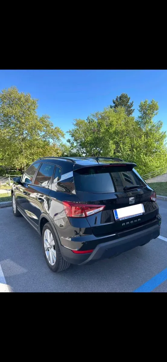 Seat Arona 2018 photo 2