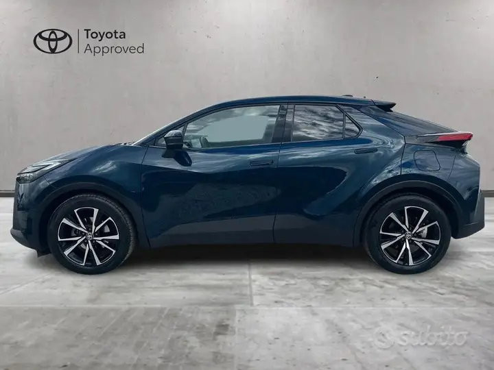 Toyota C-Hr 2024 photo 3