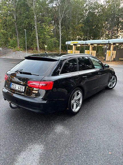 Audi A6 2012 photo 4