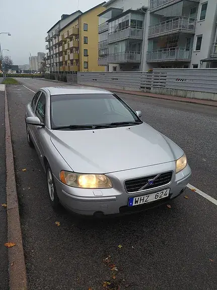 Volvo S60 2005 photo 2