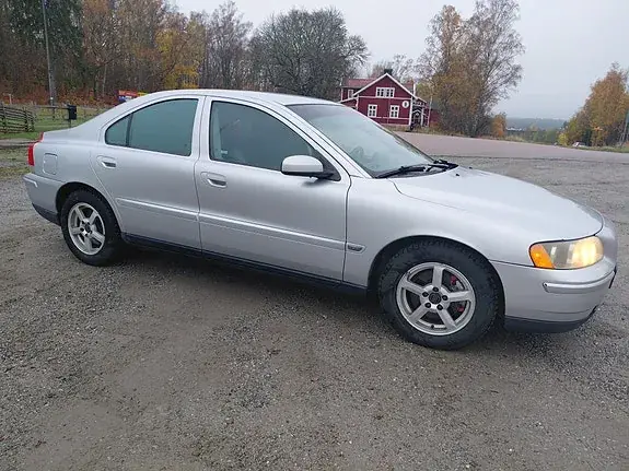 Volvo S60 2005 photo 4