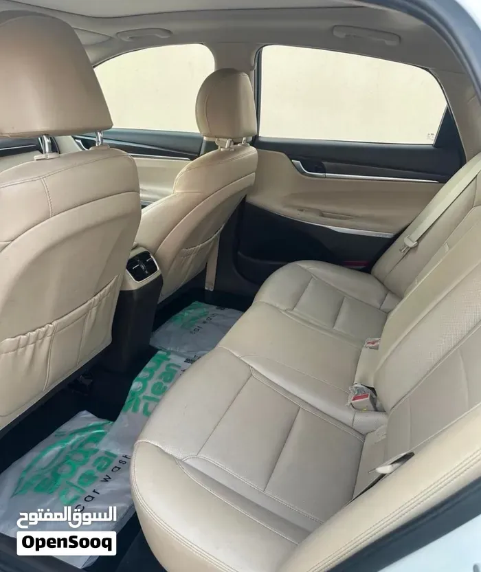 Hyundai Azera 2018 photo 4
