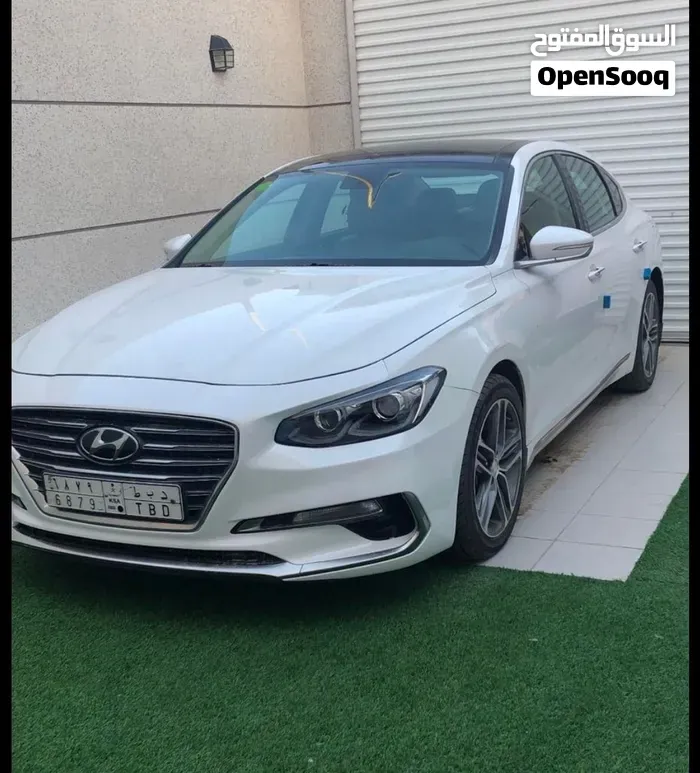 Hyundai Azera 2018 photo 2