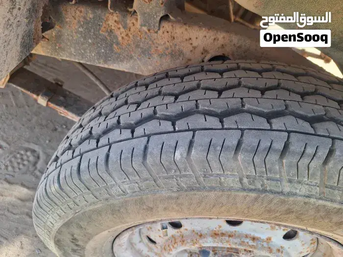 Toyota Hilux 1984 photo 4
