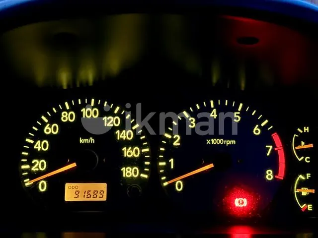 Suzuki Swift 2002 photo 3