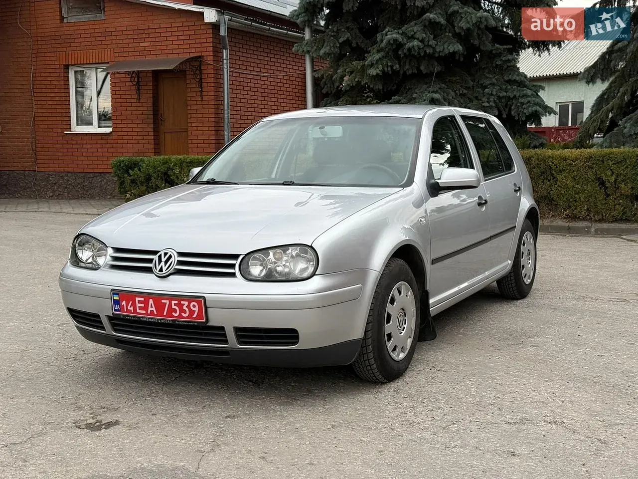 Volkswagen Golf 2003 photo 2