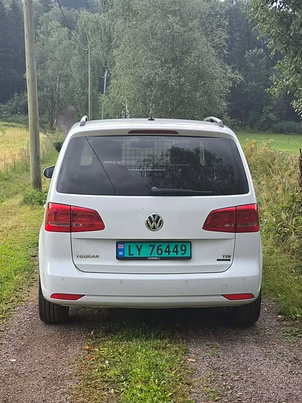 Volkswagen Touran 2015 photo 3