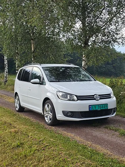 Volkswagen Touran 2015 photo 5