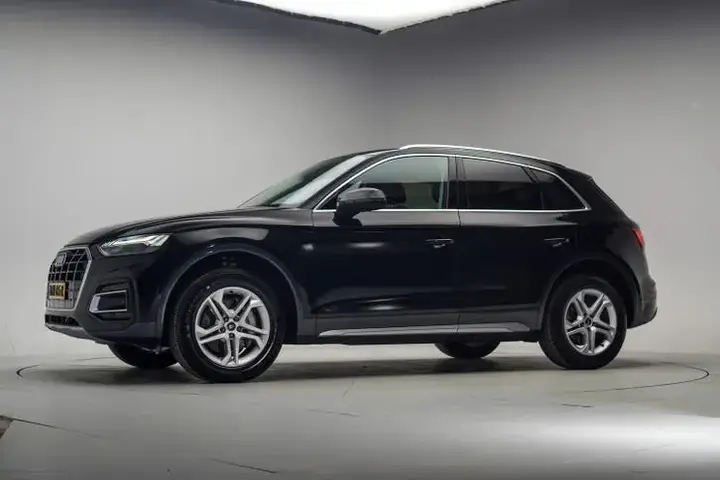 Audi Q5 2023 photo 2