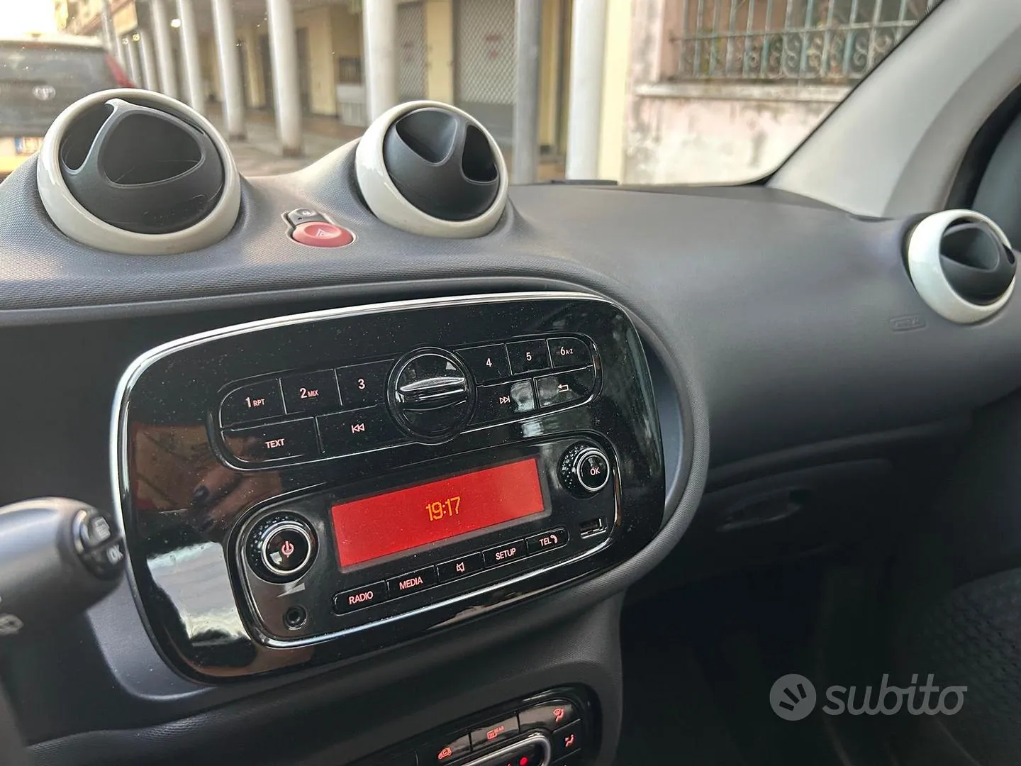 Smart Fortwo 2018 photo 4