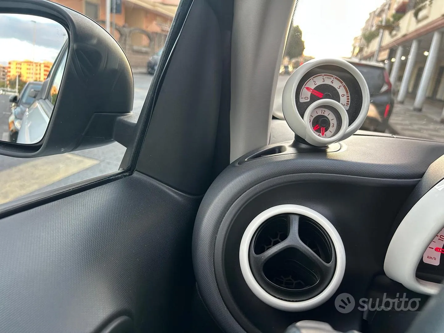 Smart Fortwo 2018 photo 3