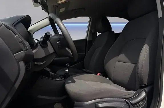 Kia Rio 2012 photo 3