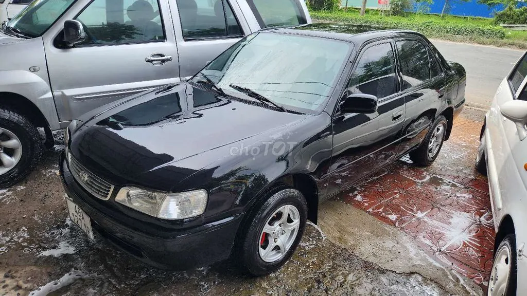 Toyota Corolla 2000 photo 2
