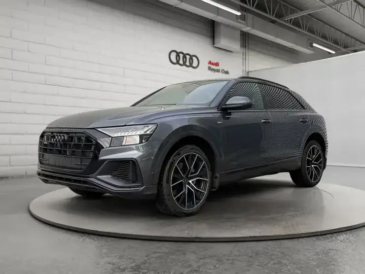 Audi Q8