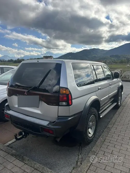 Mitsubishi Pajero Sport 2003 photo 3