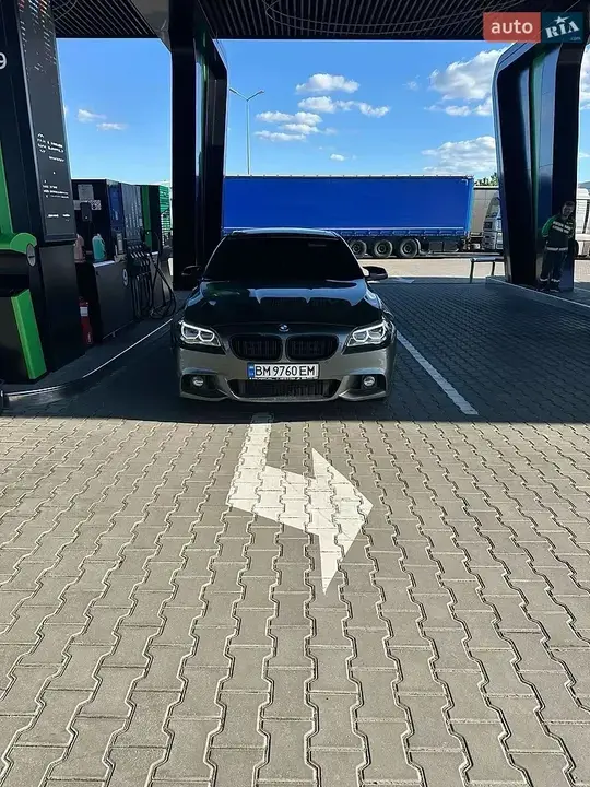 BMW 5 Series 2015 photo 5