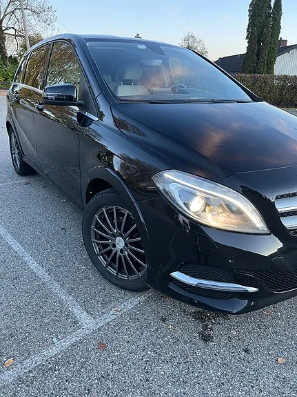 Mercedes-Benz B250