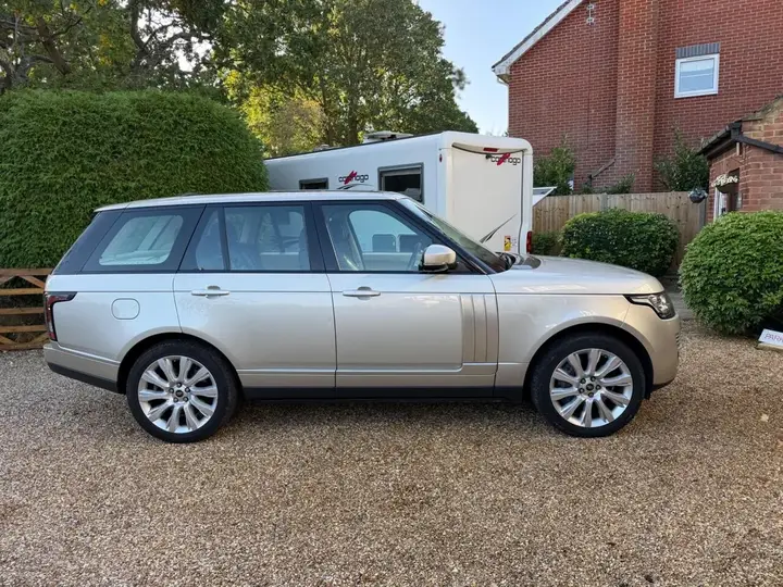 Land Rover Range Rover 2013 photo 4