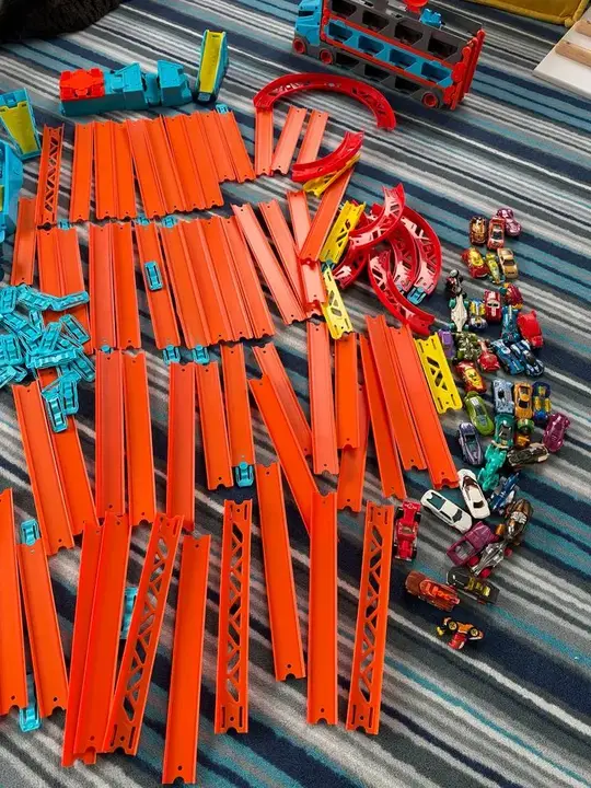 Hot Wheels Set
